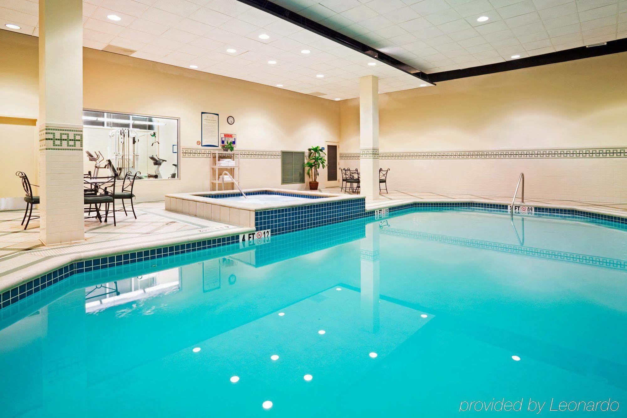 Staybridge Suites Chattanooga Downtown - Convention Center By Ihg Екстер'єр фото