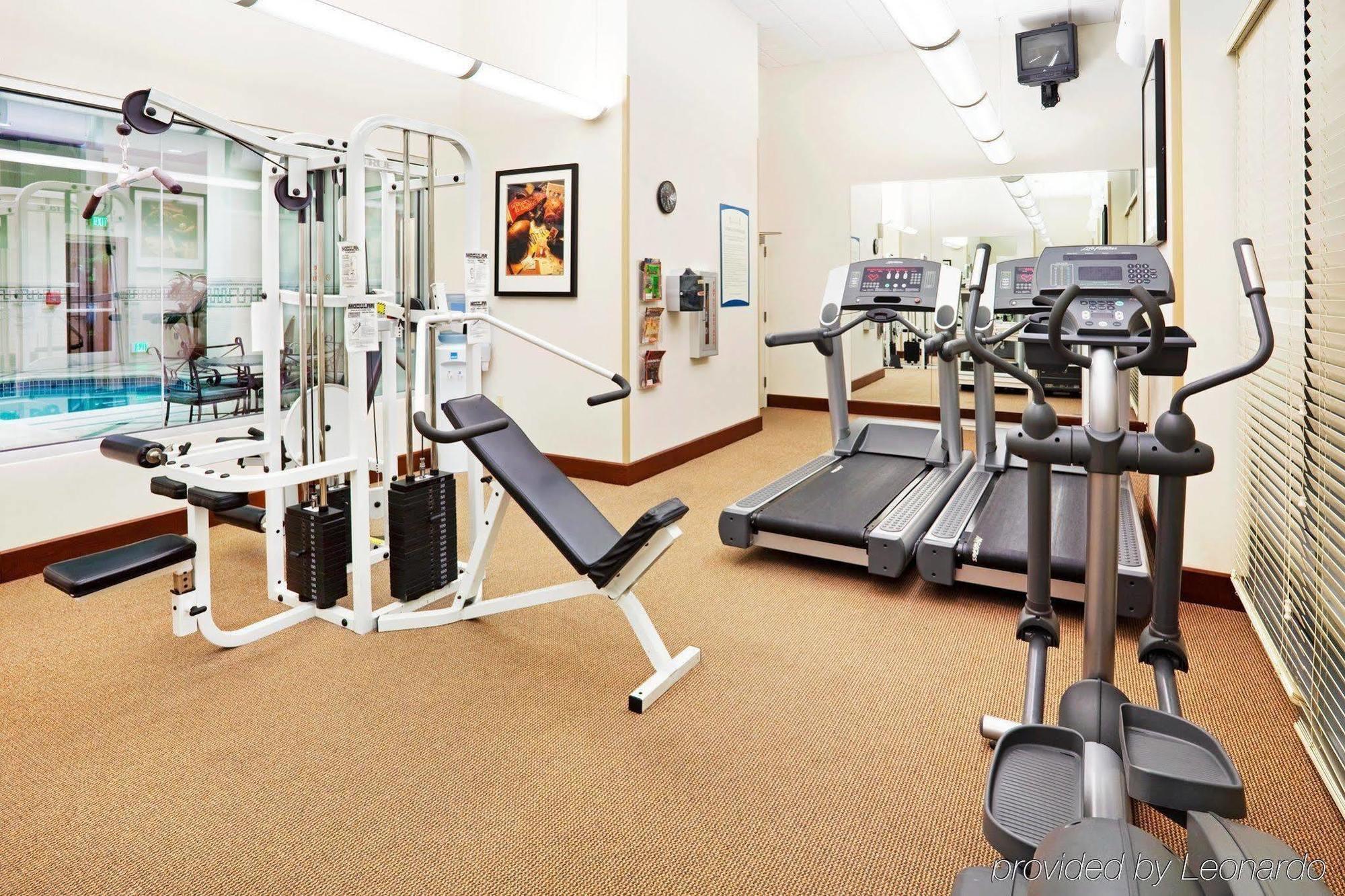 Staybridge Suites Chattanooga Downtown - Convention Center By Ihg Екстер'єр фото